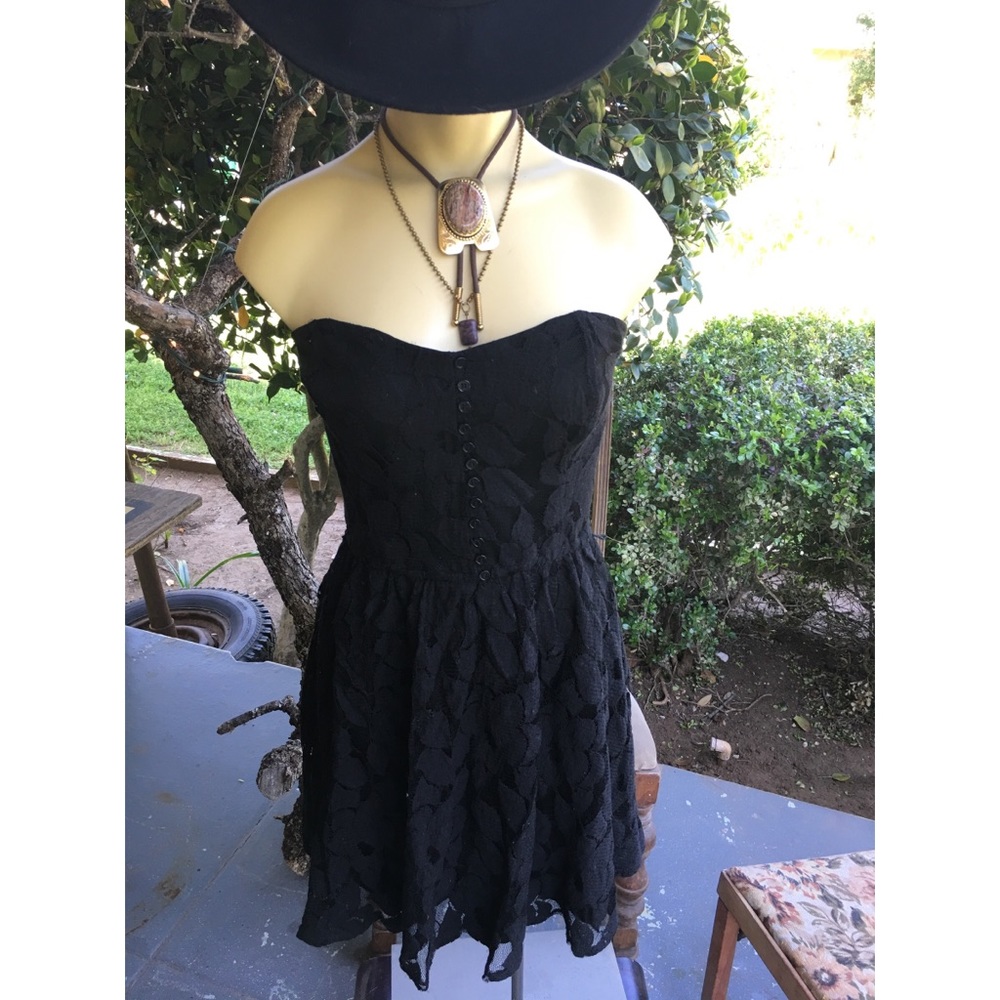 Strapless Love, Fire Sk8er Lace Mini Buttons